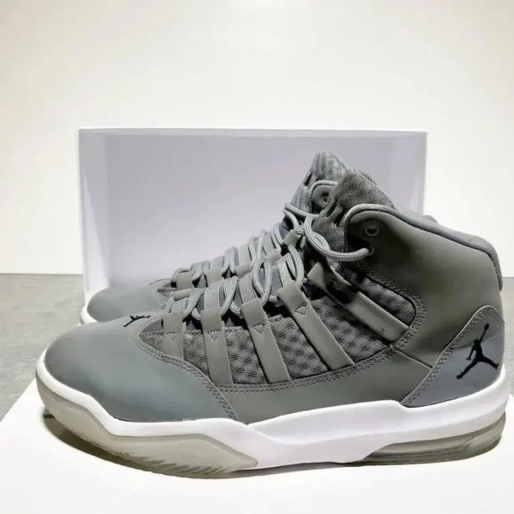 NIKE AIR JORDAN 11‎ Retro Sneakers